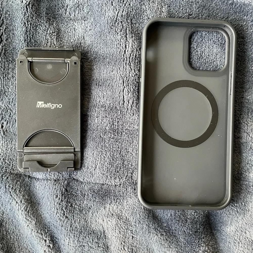 MagSafe IPhone 12 Case With Stand